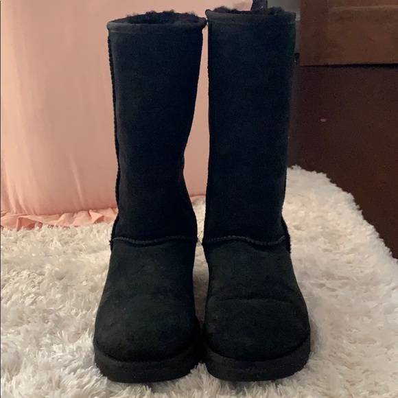 Black Tall Ugg Boots - Picture 4 of 4